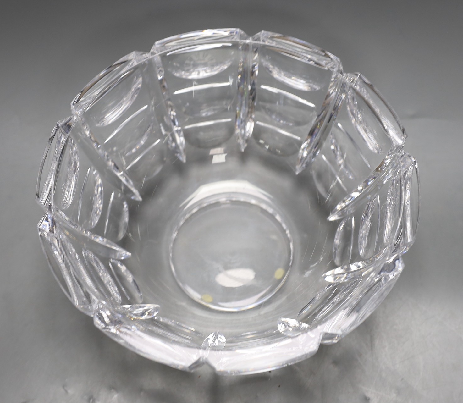 An Orrefors glass fruit bowl, 14cm